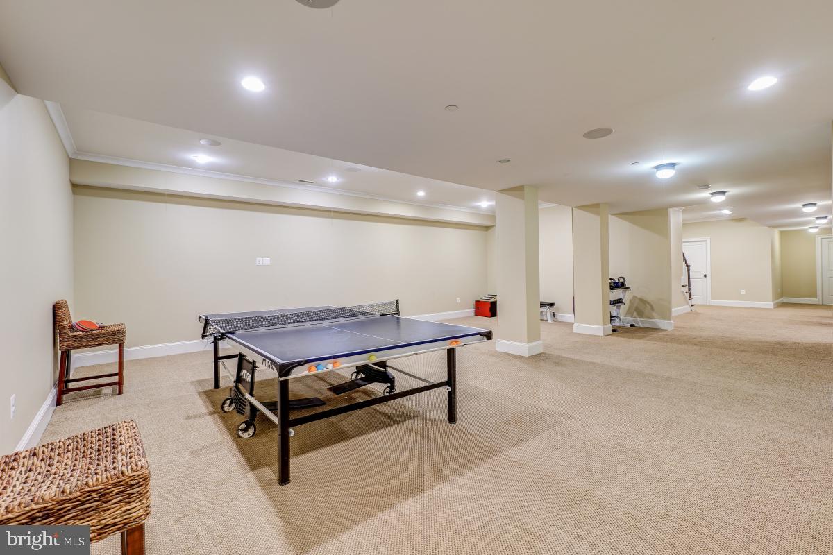 5607 Chesterbrook Road Bethesda, MD 20816 - Photo 53 of 65