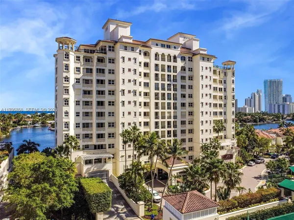 $11,500 | 20165 Northeast 39th Place, Unit 403, Aventura, FL 33180