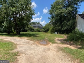 256 East Broad Street, Unit B Winder, GA 30680 - Photo 3 of 10 Back Yarde