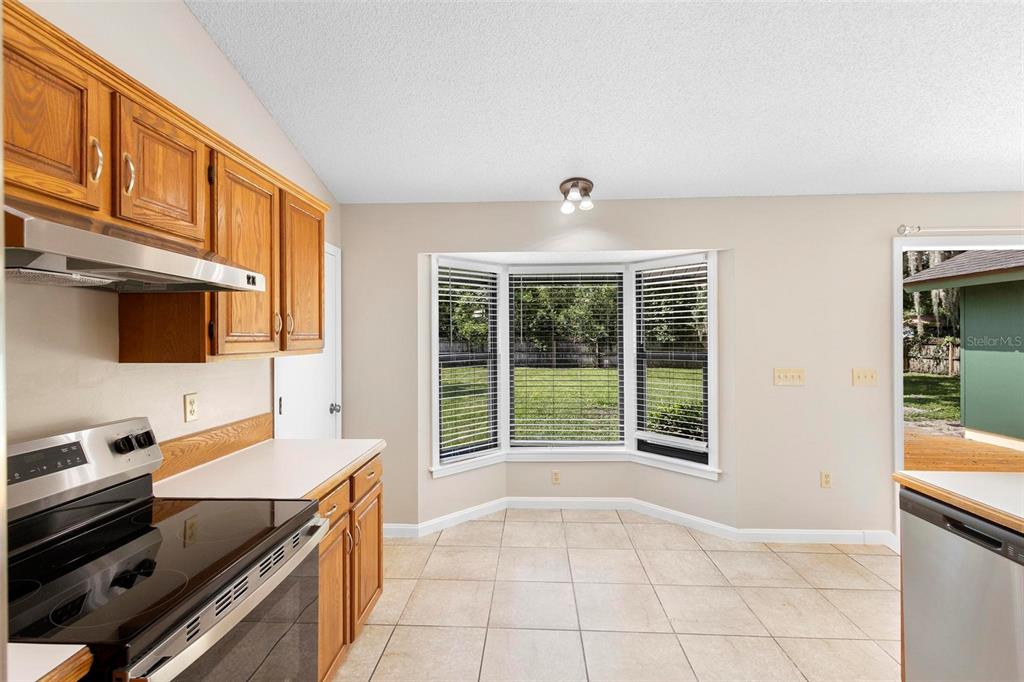 164 Estella Road Lake Mary, FL 32746 - Photo 12 of 46 Gallery Image 12