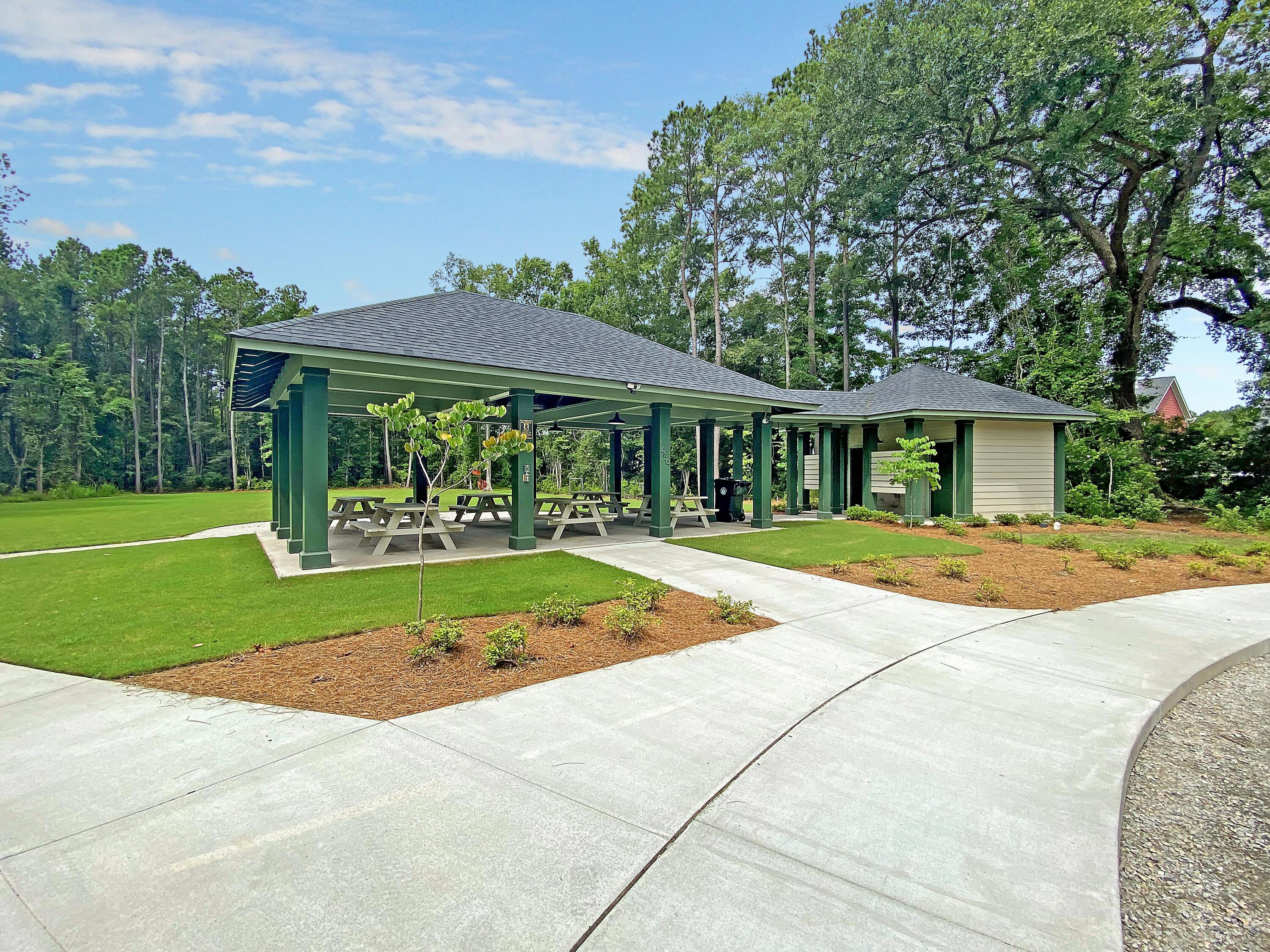 209 Rice Mill Place Charleston, SC 29492 - Photo 42 of 44 CREM_Nelliefield Amenities_003