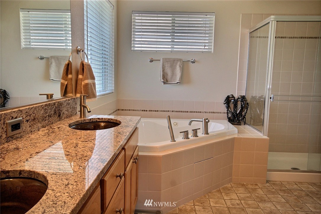 1332 Beacon Way South Renton, WA 98057 - Photo 14 of 25