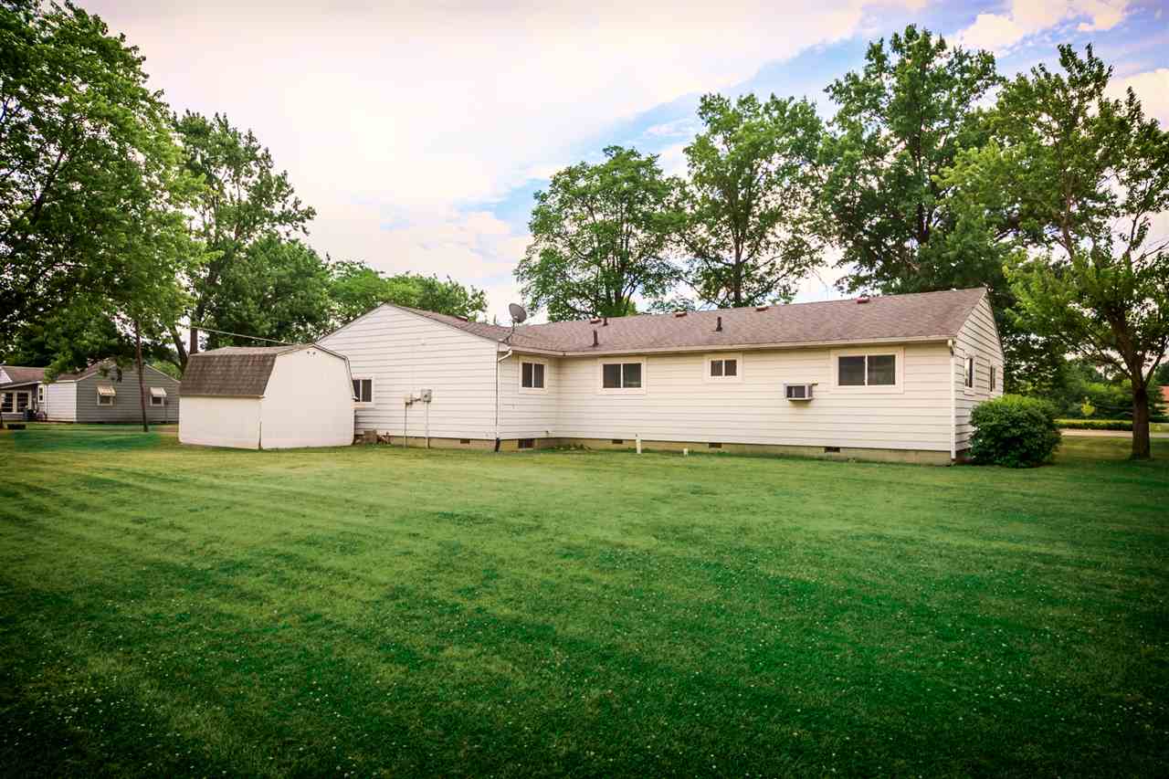 1638 Carroll Road Fort Wayne, IN 46845 - Photo 4 of 22 Gallery Image 4