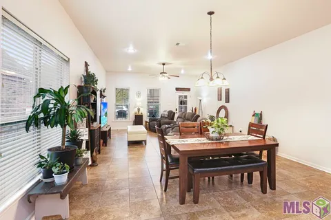 $329,000 | 17104 Sills Drive, Prairieville, LA 70769