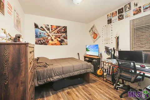 $329,000 | 17104 Sills Drive, Prairieville, LA 70769