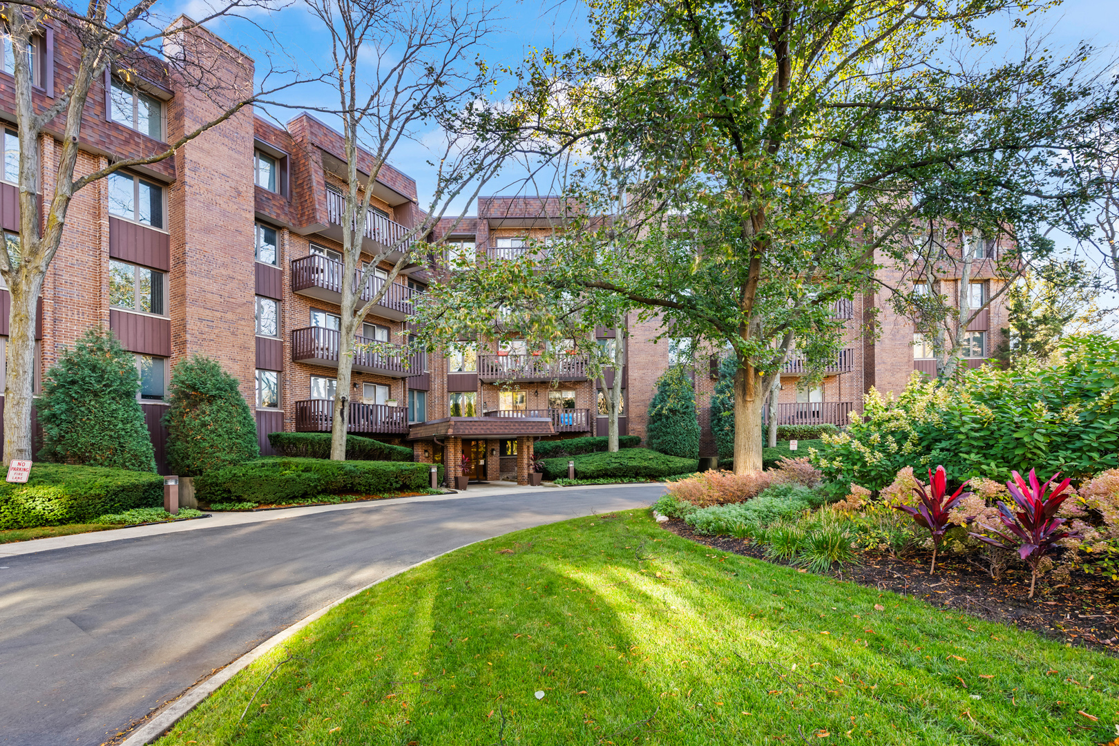 1125 Lake Cook Road, Unit 501E Northbrook, IL 60062 - Photo 1 of 24 Gallery Image 1