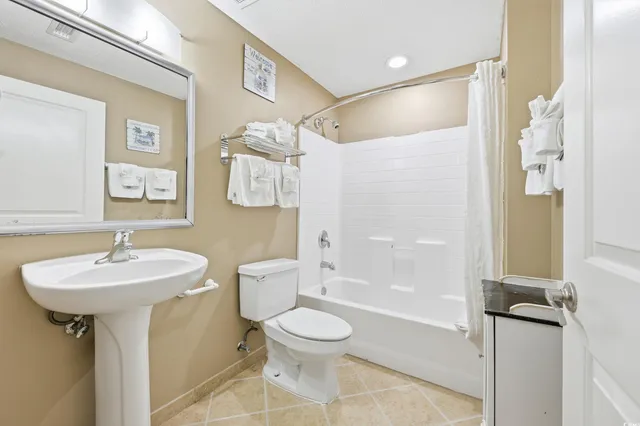 $449,900 | 300 North Ocean Boulevard, Unit 1608, North Myrtle Beach, SC 29582