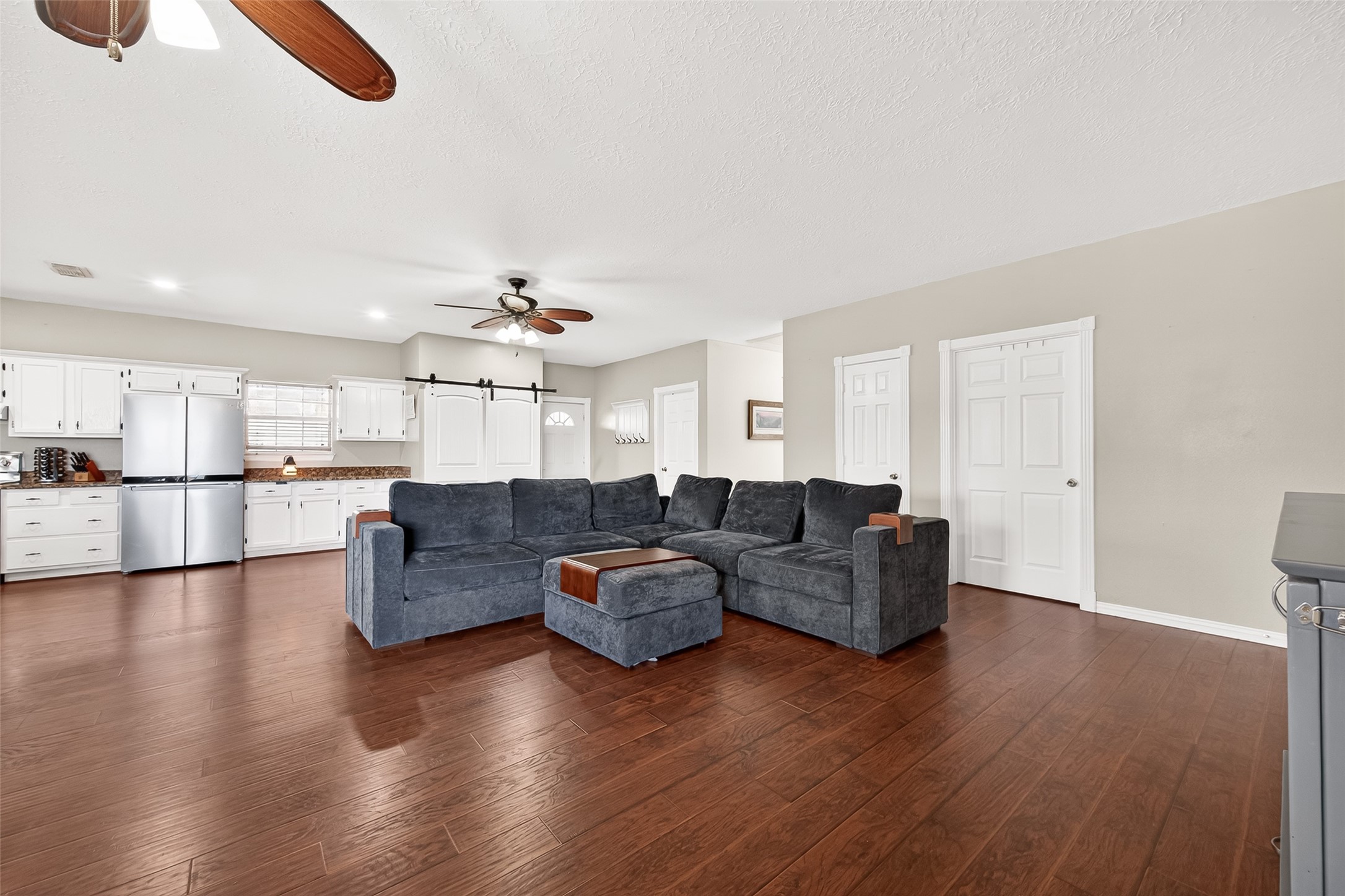11802 Padon Road Needville, TX 77461 - Photo 11 of 49