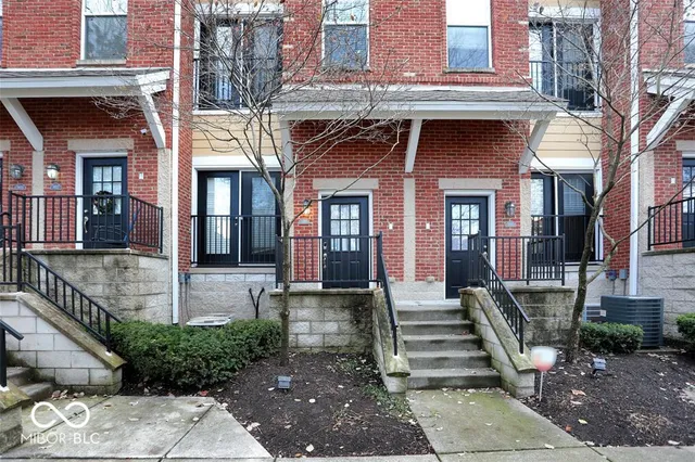 $2,400 | 1029 Reserve Way, Indianapolis, IN 46220