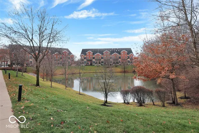 $2,400 | 1029 Reserve Way, Indianapolis, IN 46220