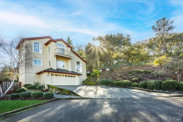 $1,100,000 | 143 Renz Lane, Geyserville, CA 95441