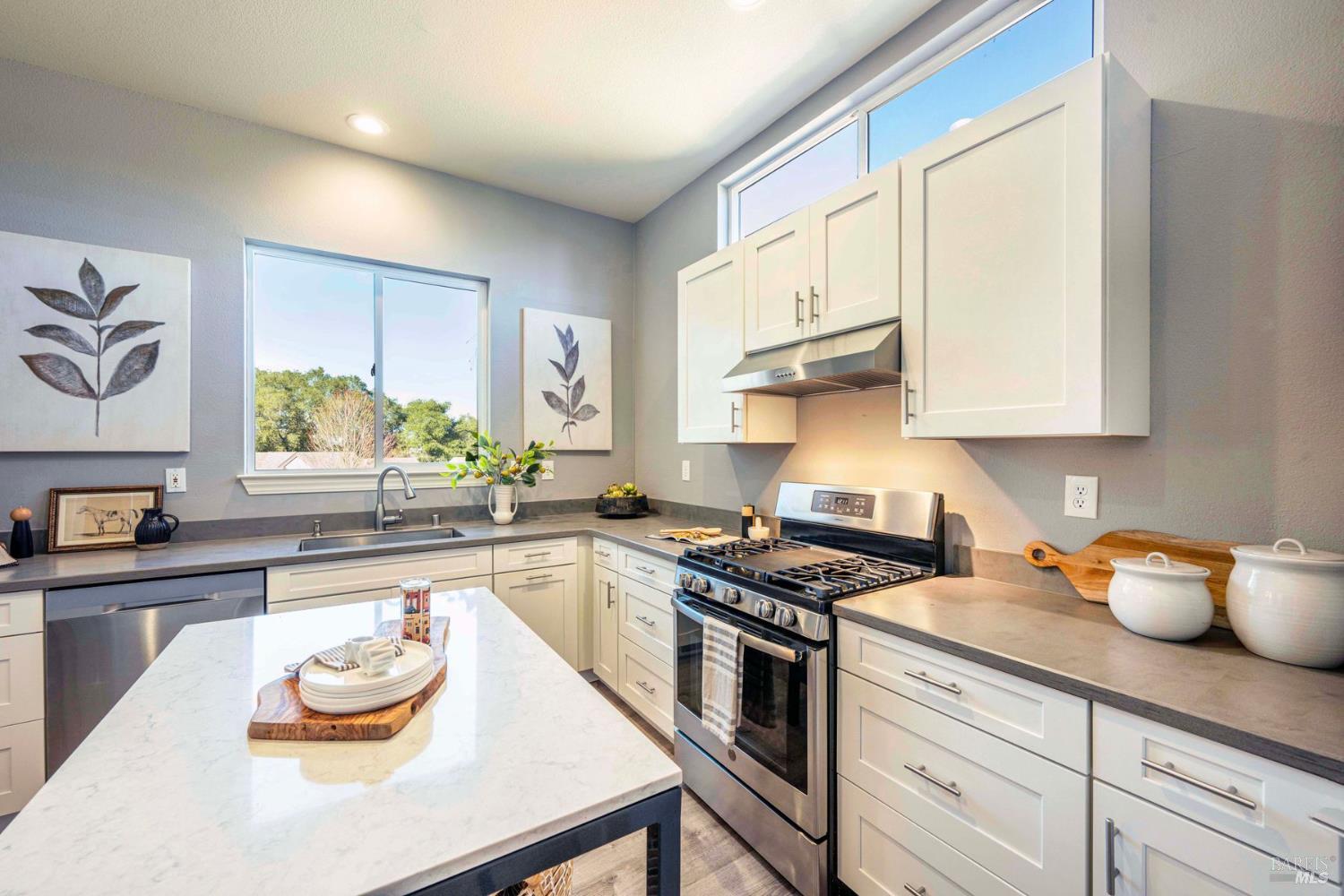 143 Renz Lane Geyserville, CA 95441 - Photo 11 of 42