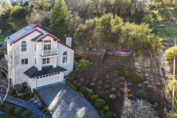 $1,100,000 | 143 Renz Lane, Geyserville, CA 95441