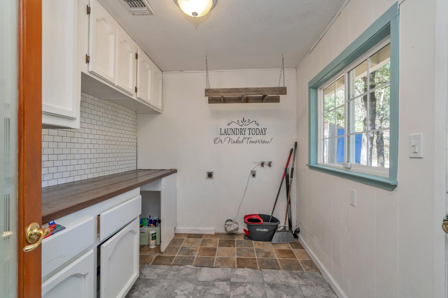 2446 Prado Vista Road Placerville, CA 95667 - Photo 36 of 62 Large Laundry Room with access to backyard