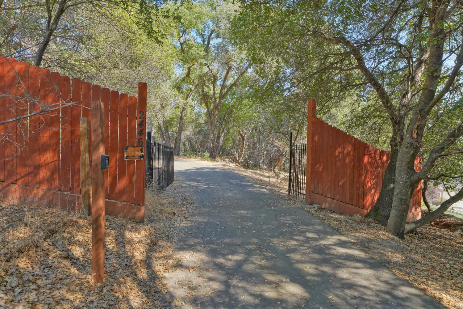 2446 Prado Vista Road Placerville, CA 95667 - Photo 37 of 62