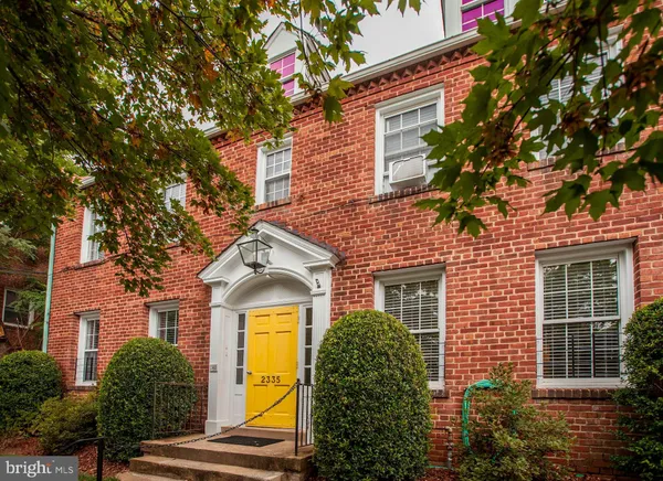 $2,500 | 2335 40th Street Northwest, Unit 3, Washington, DC 20007