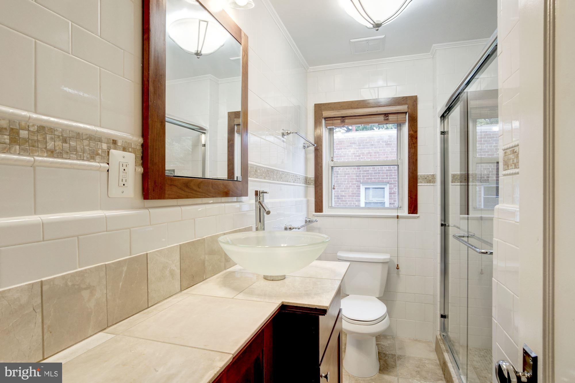 2335 40th Street Northwest, Unit 3 Washington, DC 20007 - Photo 12 of 22 Full Bath
