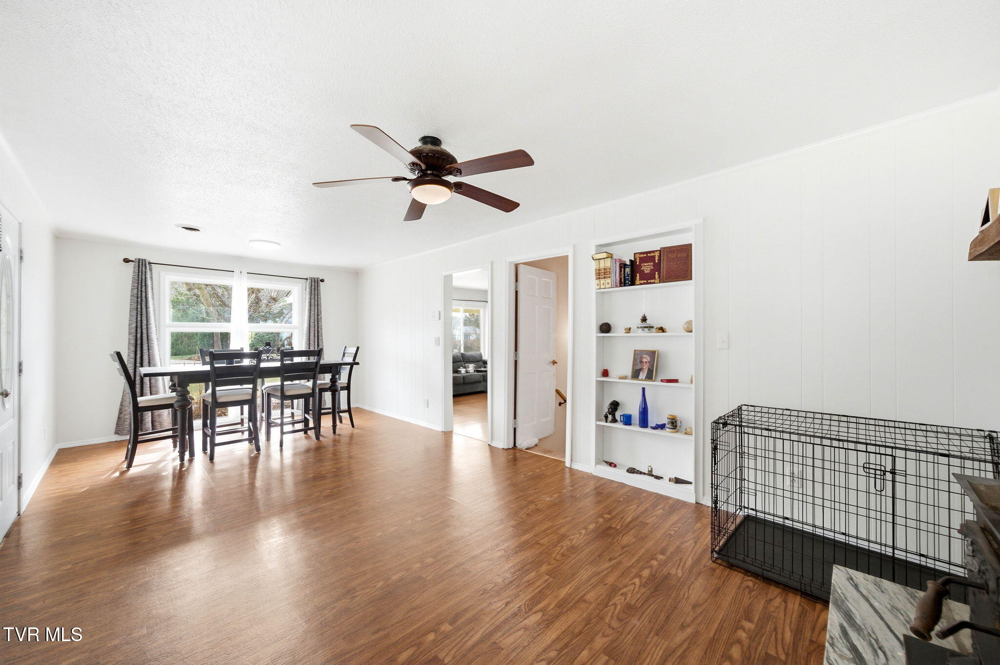 419 North Mohawk Drive Erwin, TN 37650 - Photo 15 of 54 9-web-or-mls-419 N_Mohawk-17