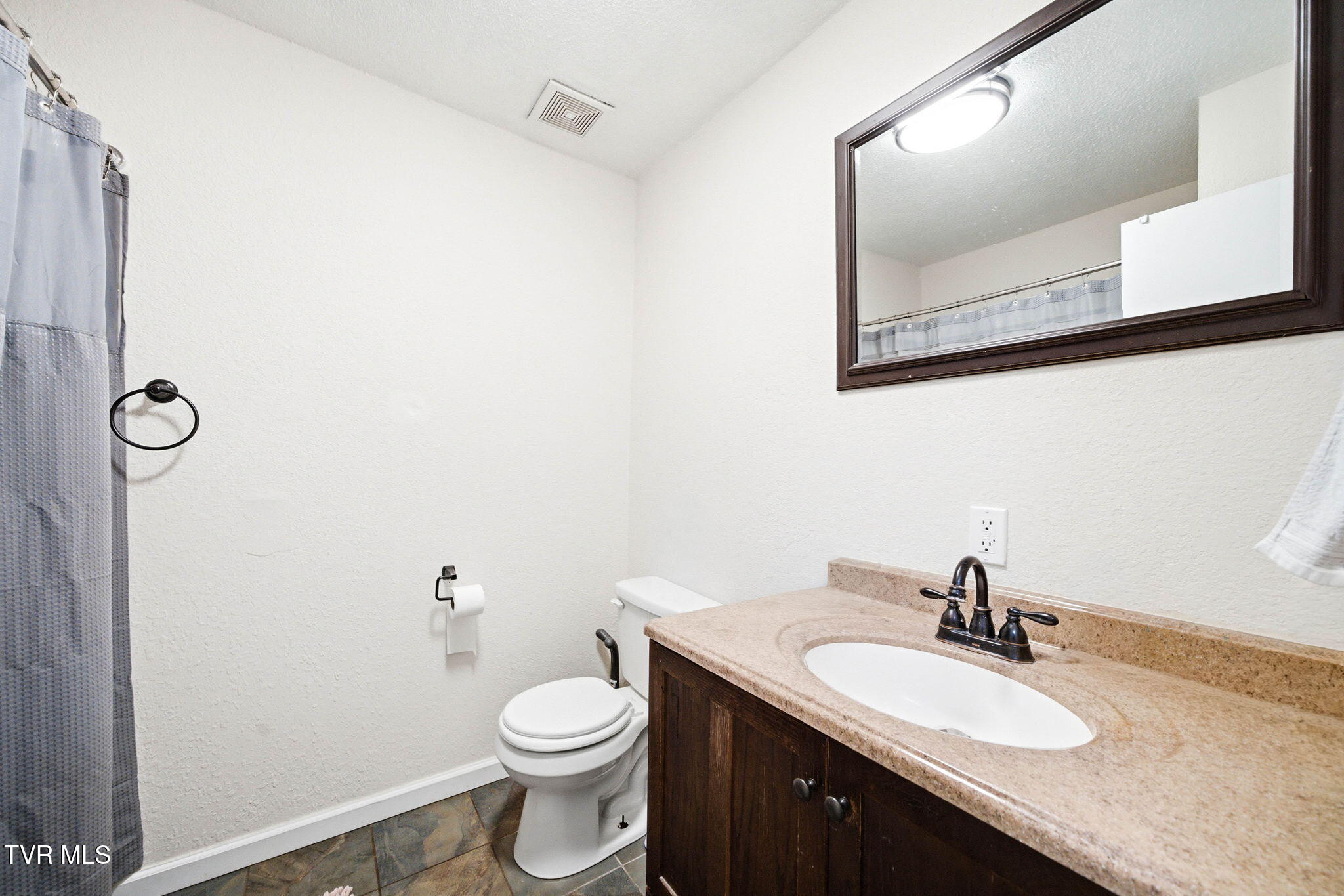 419 North Mohawk Drive Erwin, TN 37650 - Photo 27 of 54 22-web-or-mls-419 N_Mohawk-29