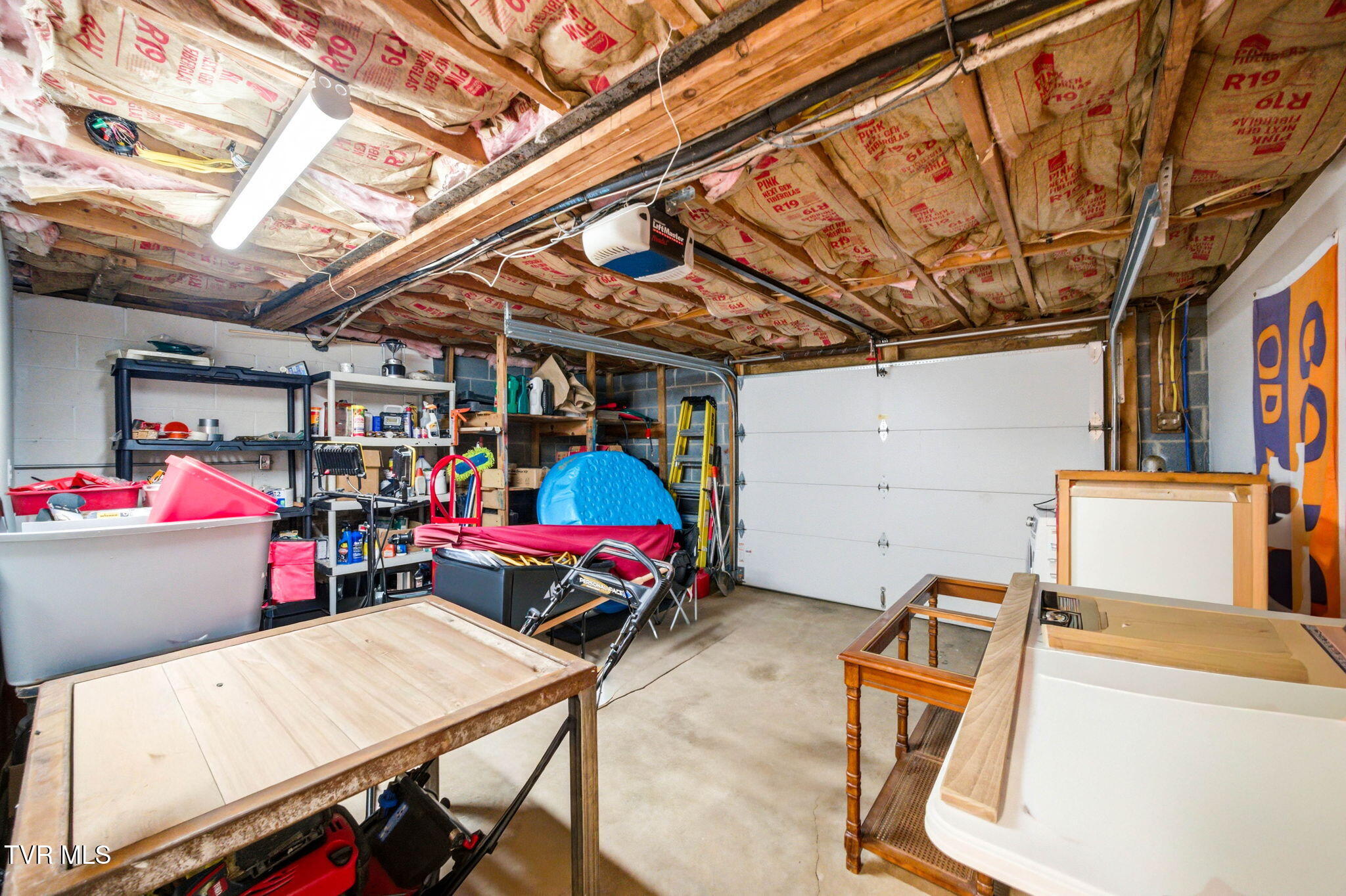 419 North Mohawk Drive Erwin, TN 37650 - Photo 45 of 54 42-web-or-mls-419 N_Mohawk-47