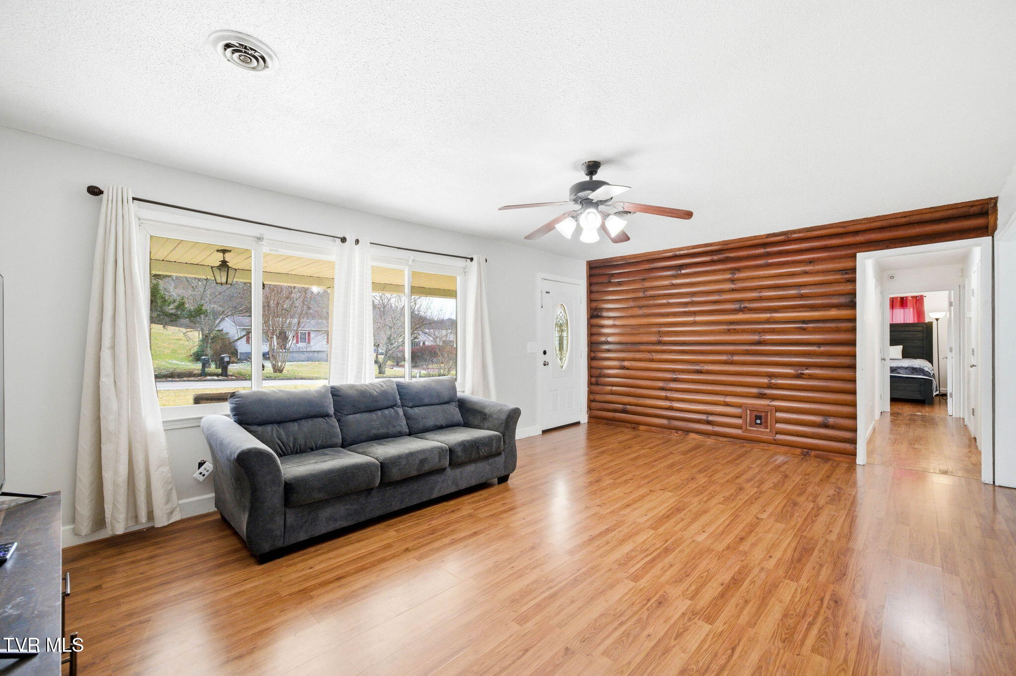 419 North Mohawk Drive Erwin, TN 37650 - Photo 5 of 54 53-web-or-mls-419 N_Mohawk-7