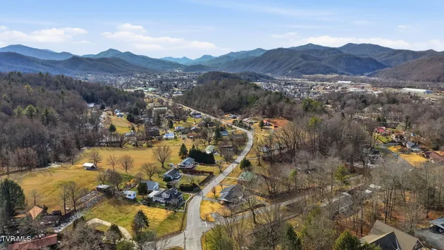 $385,000 | 419 North Mohawk Drive, Erwin, TN 37650