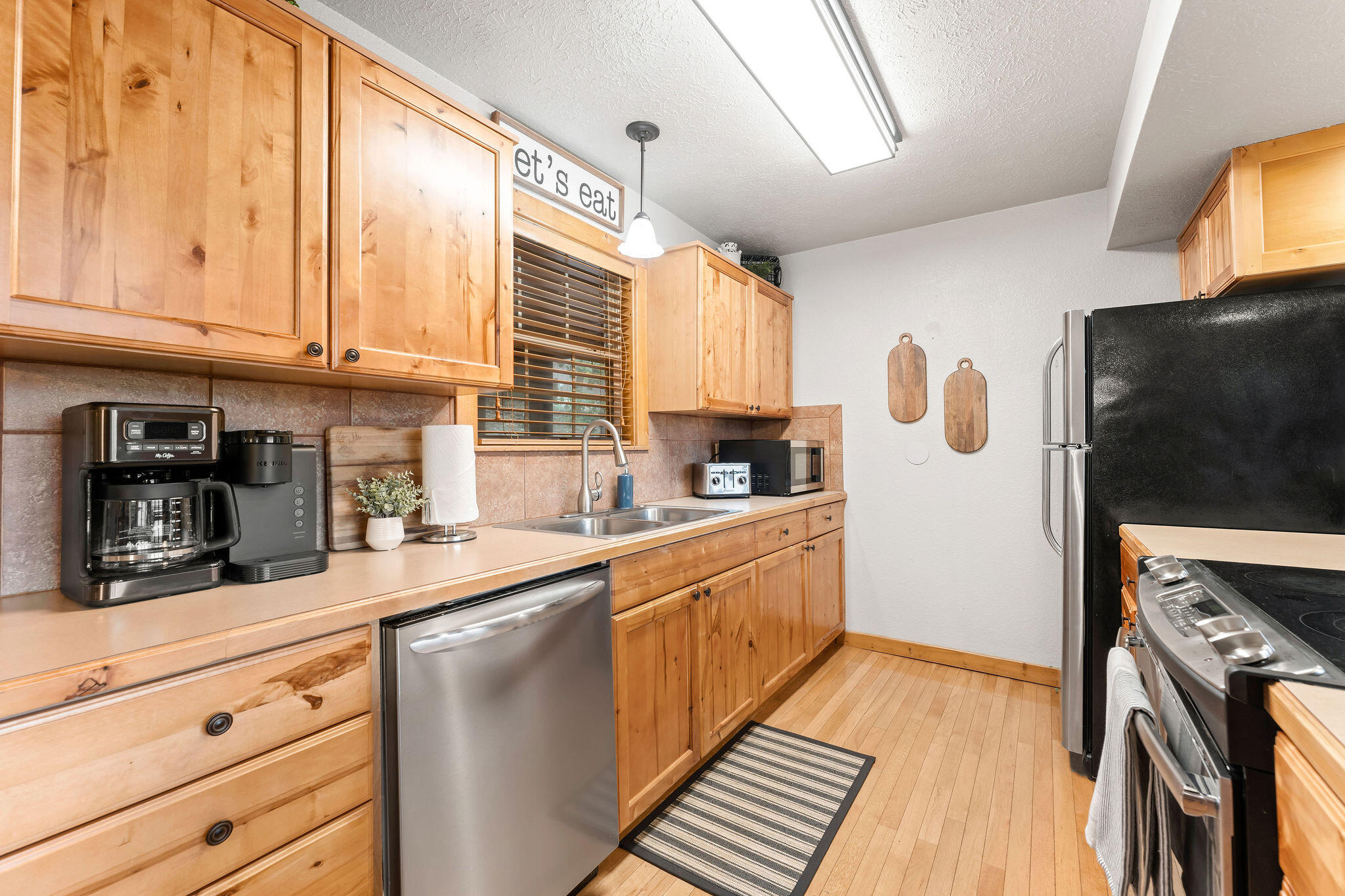 92 Cantwell Lane, Unit 82 Reeds Spring, MO 65737 - Photo 12 of 51 Kitchen