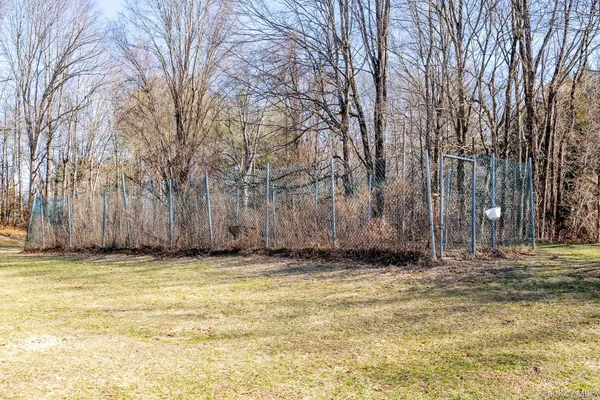 a view of a small yard