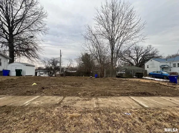 $5,000 | 632 South 17th Street, Decatur, IL 62521