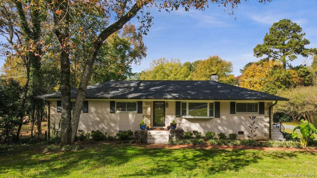 6200 Sharon Road Charlotte, NC 28210 - Photo 1 of 44 Gallery Image 1