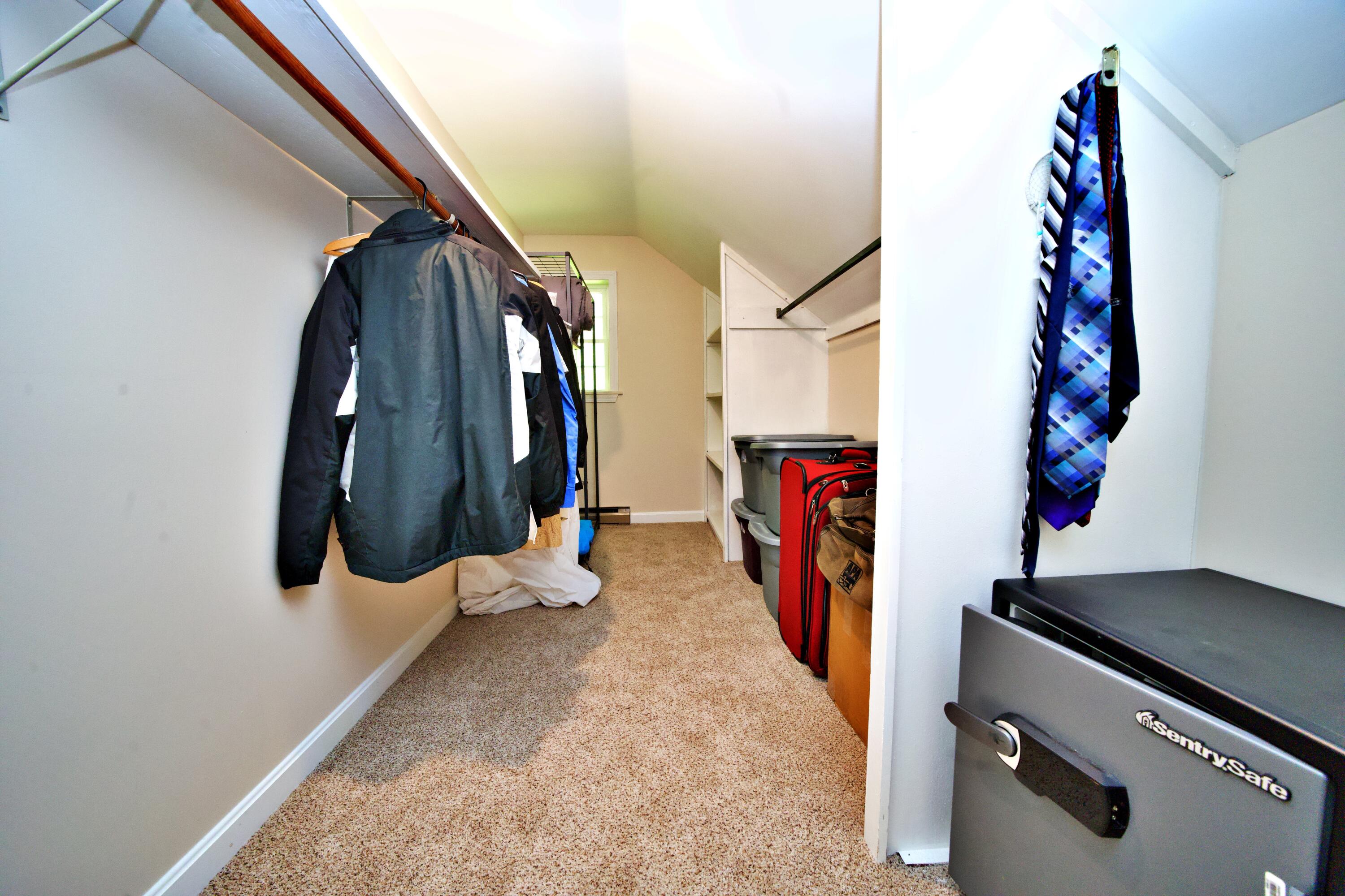 341 Kelley Road Hermon, ME 04401 - Photo 14 of 34 DSC00104