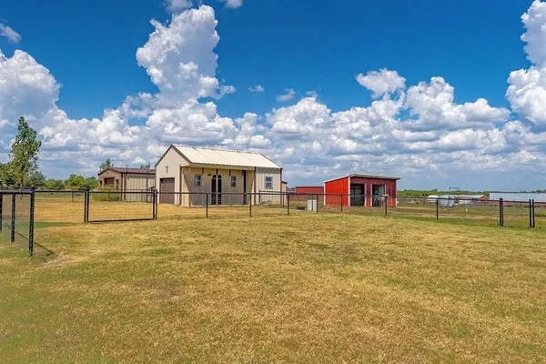 $730,000 | 6124 High Meadows Drive, Krum, TX 76249