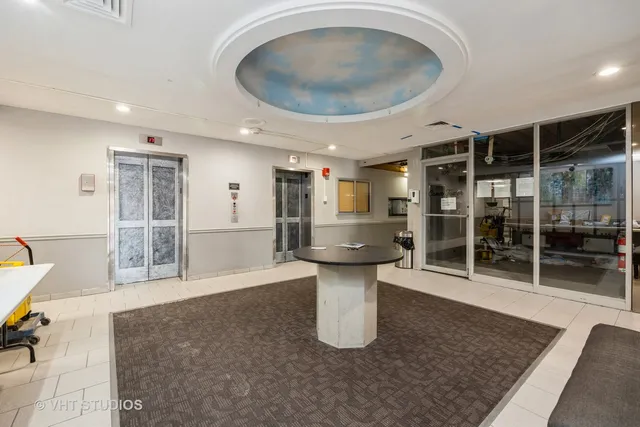 $165,000 | 7234 West North Avenue, Unit 701, Elmwood Park, IL 60707