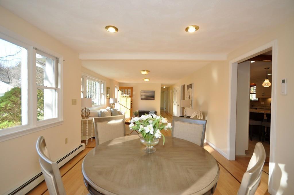 72 Crimson Road Billerica, MA 01821 - Photo 10 of 37