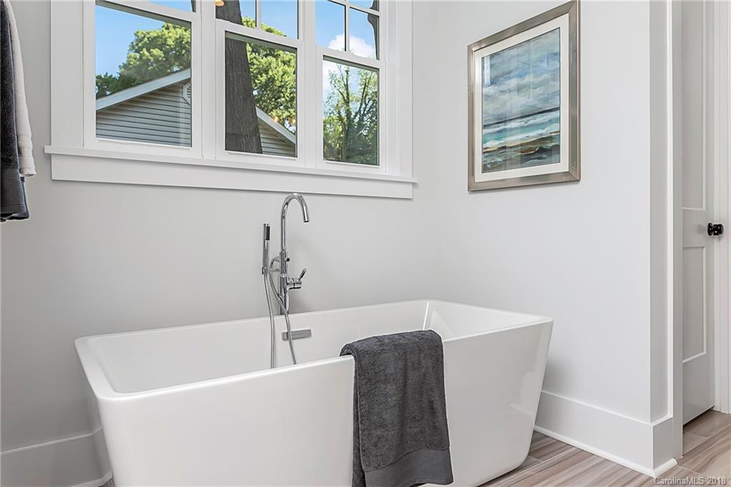 677 Marsh Road, Unit 25 Charlotte, NC 28209 - Photo 15 of 32 Gallery Image 15