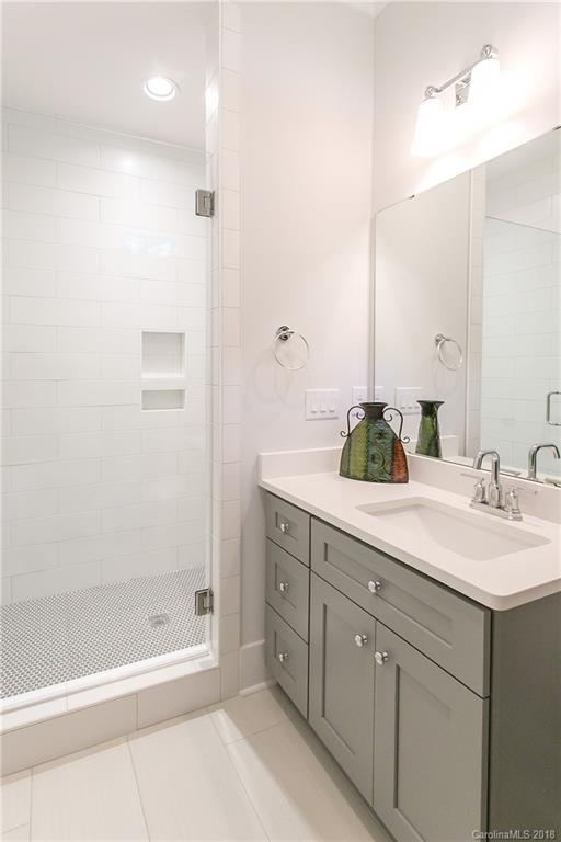 677 Marsh Road, Unit 25 Charlotte, NC 28209 - Photo 18 of 32 Gallery Image 18