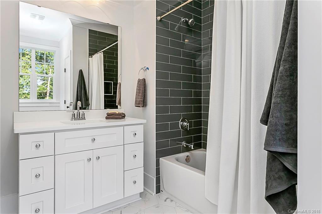 677 Marsh Road, Unit 25 Charlotte, NC 28209 - Photo 28 of 32 Gallery Image 28