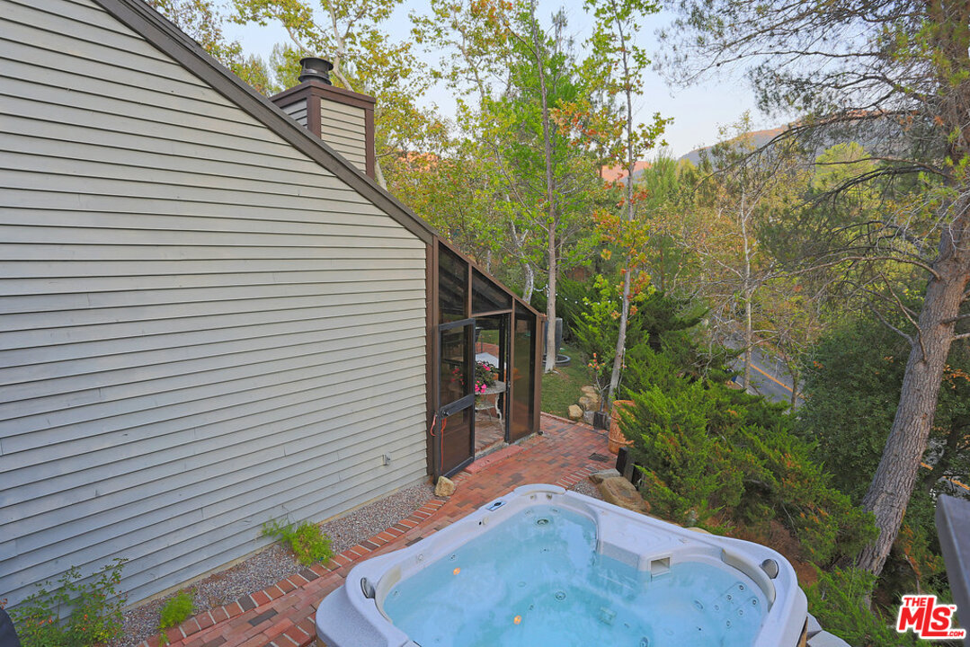 25901 Piuma Road Calabasas, CA 91302 - Photo 25 of 25