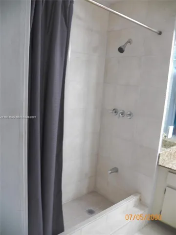 $1,150 | 600 North 35th Avenue, Unit 2, Hollywood, FL 33021