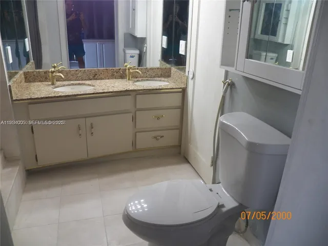 $1,150 | 600 North 35th Avenue, Unit 2, Hollywood, FL 33021