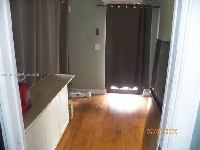 $1,150 | 600 North 35th Avenue, Unit 2, Hollywood, FL 33021