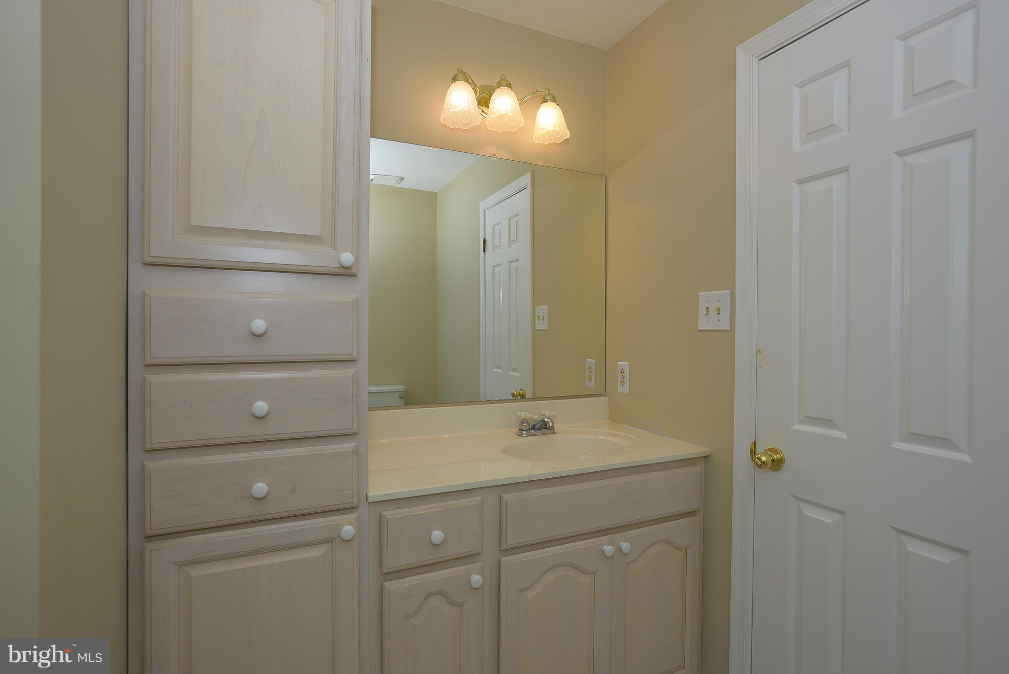 6089 Loventree Road Columbia, MD 21044 - Photo 13 of 30 Bath
