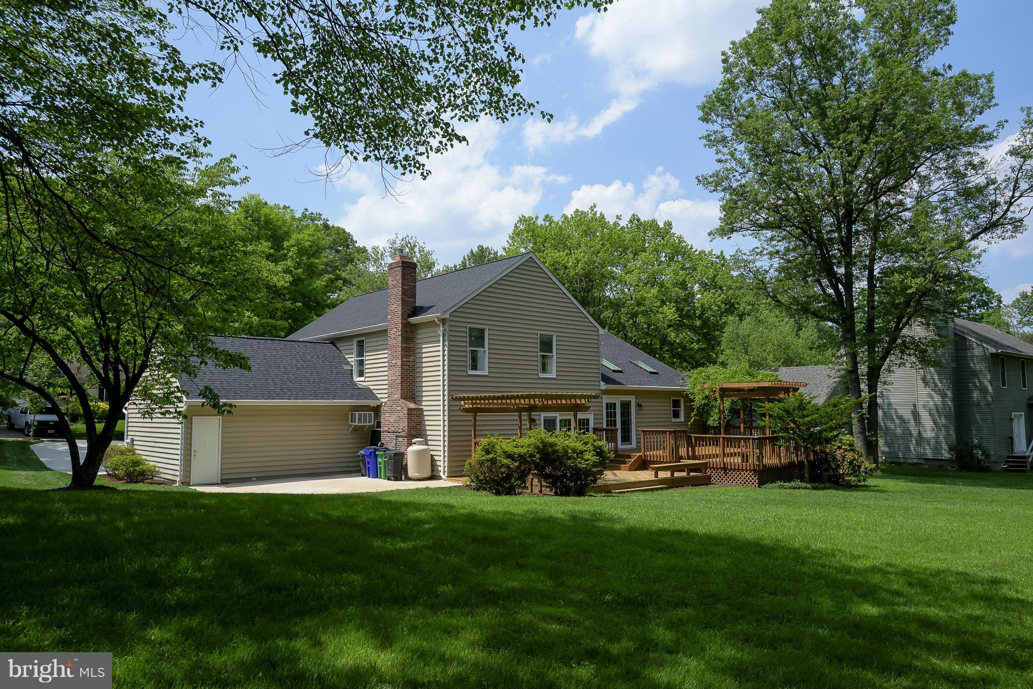 6089 Loventree Road Columbia, MD 21044 - Photo 26 of 30 Exterior (Rear)