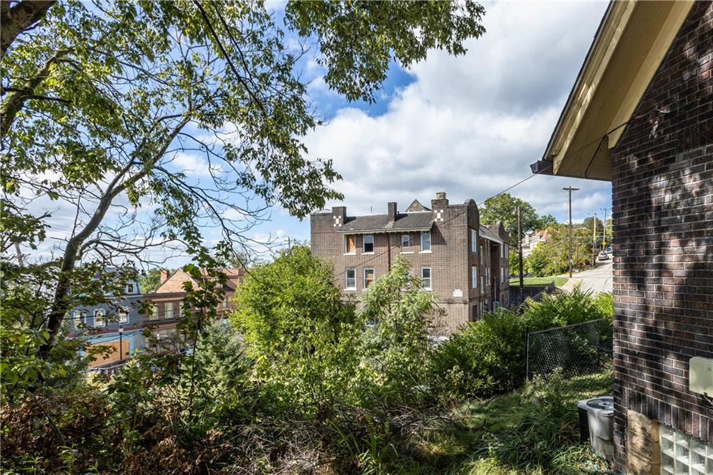 3912 Franklin Road Pittsburgh, PA 15214 - Photo 27 of 37