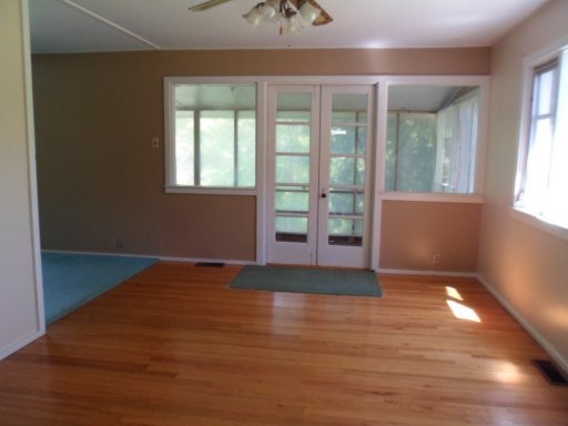 237 Outer Drive Oak Ridge, TN 37830 - Photo 2 of 10 Additional Photo