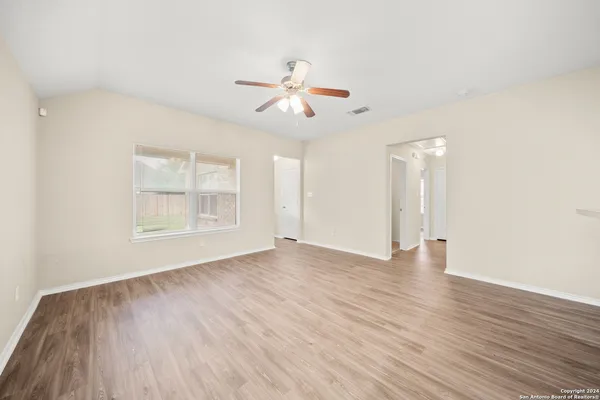 $1,795 | 3113 Muntjac, Schertz, TX 78154