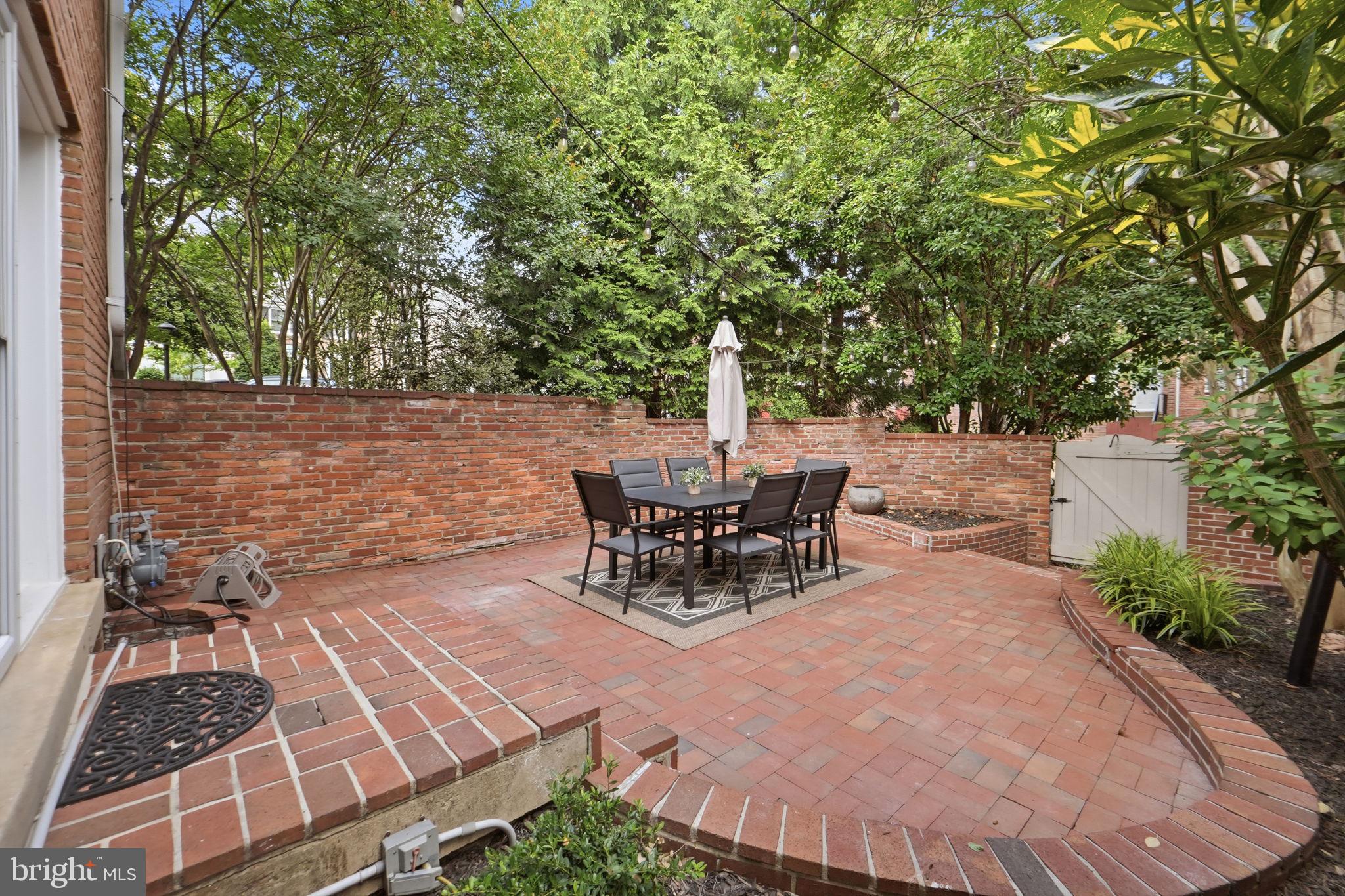 6740 Towne Lane Road McLean, VA 22101 - Photo 8 of 39