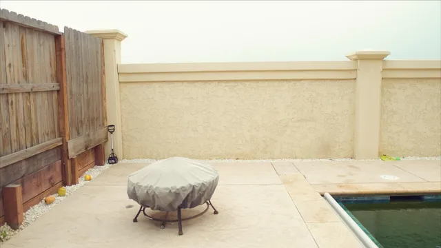 a view of a swimming pool