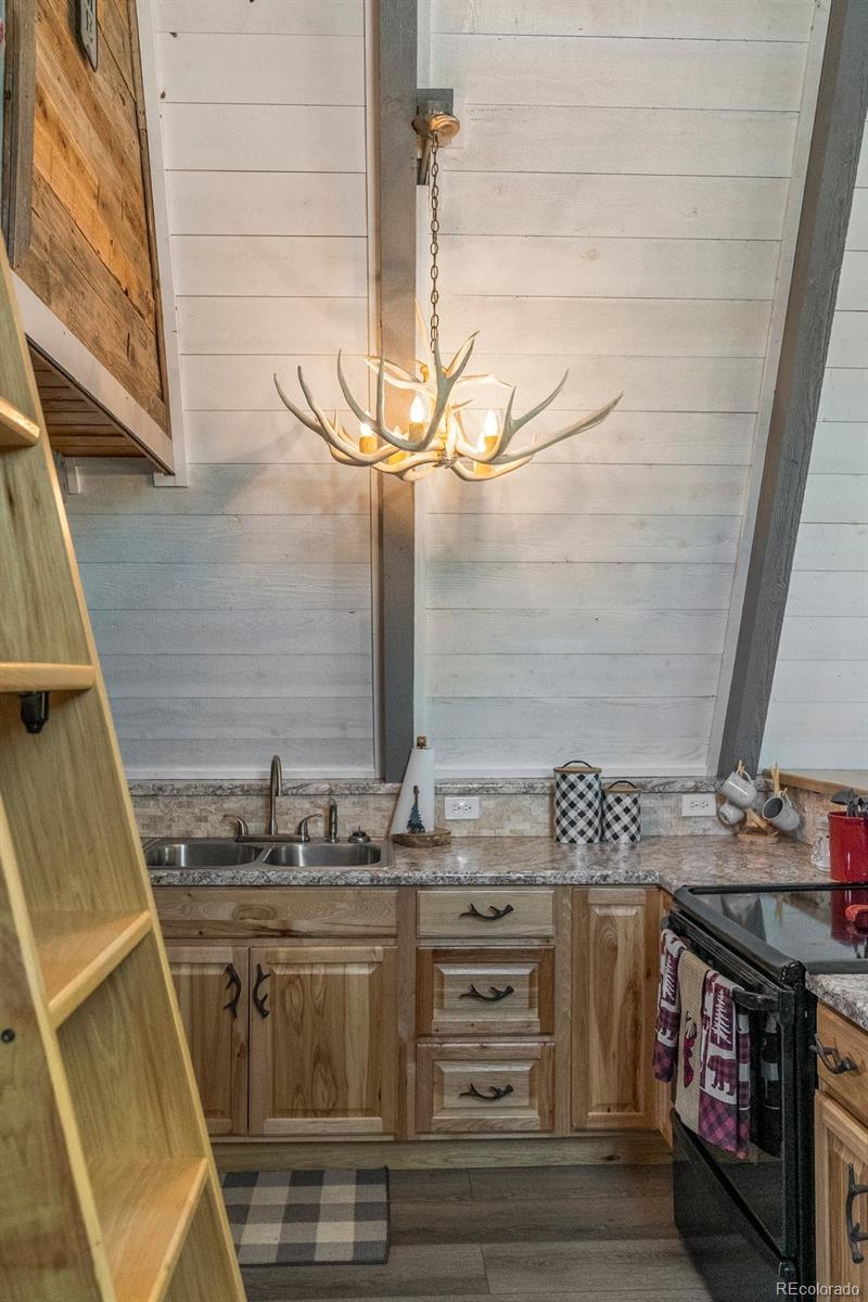167 Hall Road Bailey, CO 80421 - Photo 22 of 32