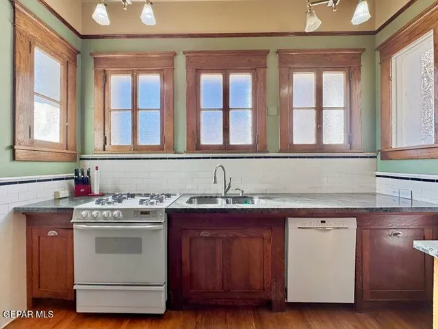 $1,200,000 | 525 Corto Way, El Paso, TX 79902